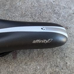Women's Bike Seat Affinity Bontrager 