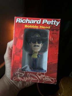 2002 Richard Petty mini bobblehead