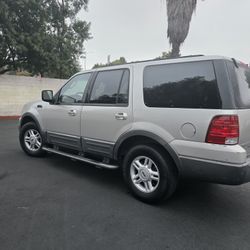 2004 Ford Expedition