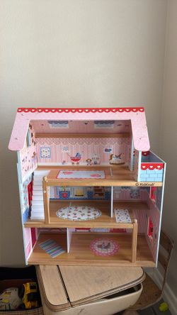Doll House