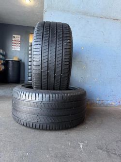 (2) tires Michelin 275/40/20