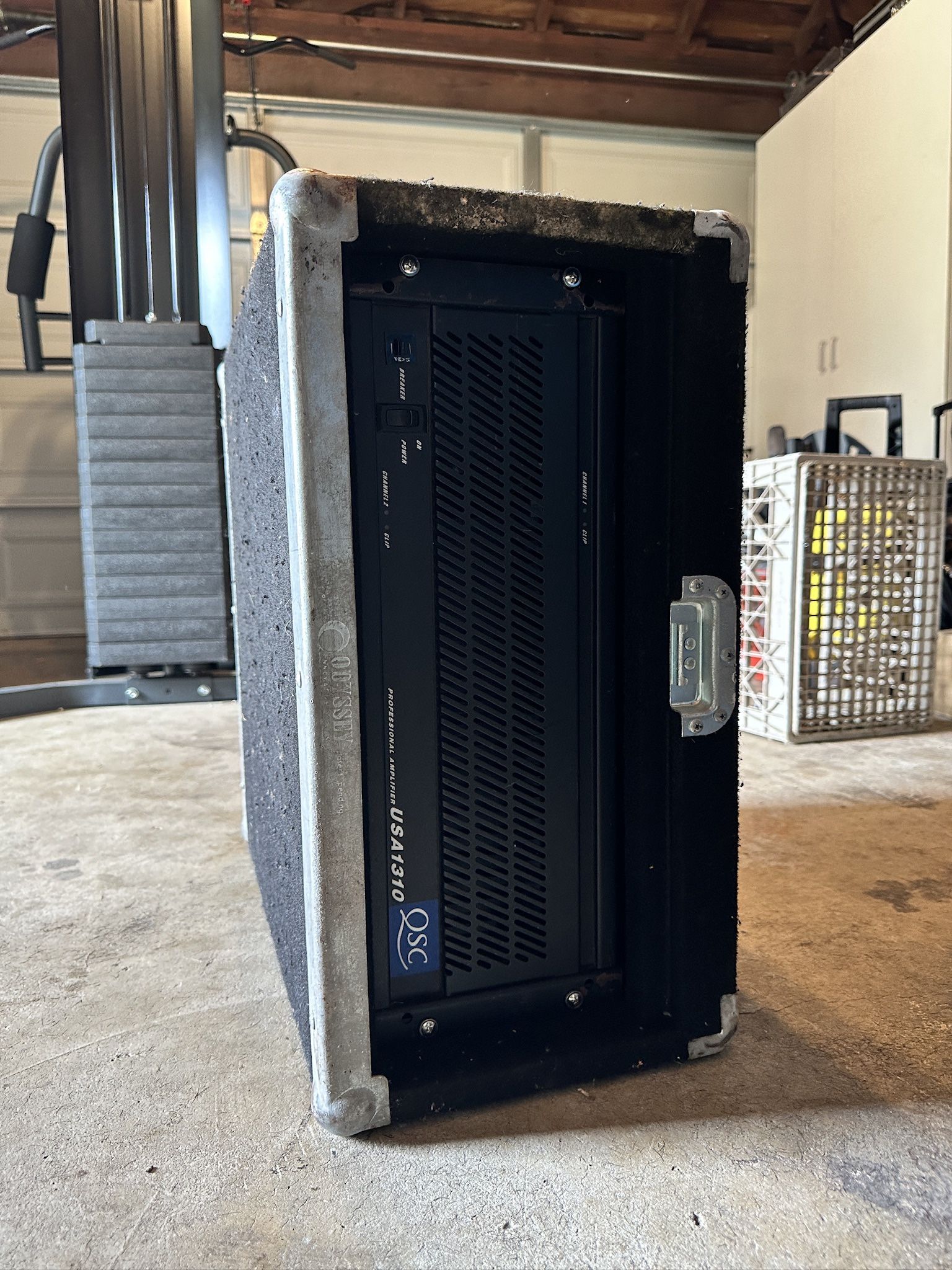 QSC US1310 Power Amplifier