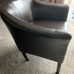 Club Chair 