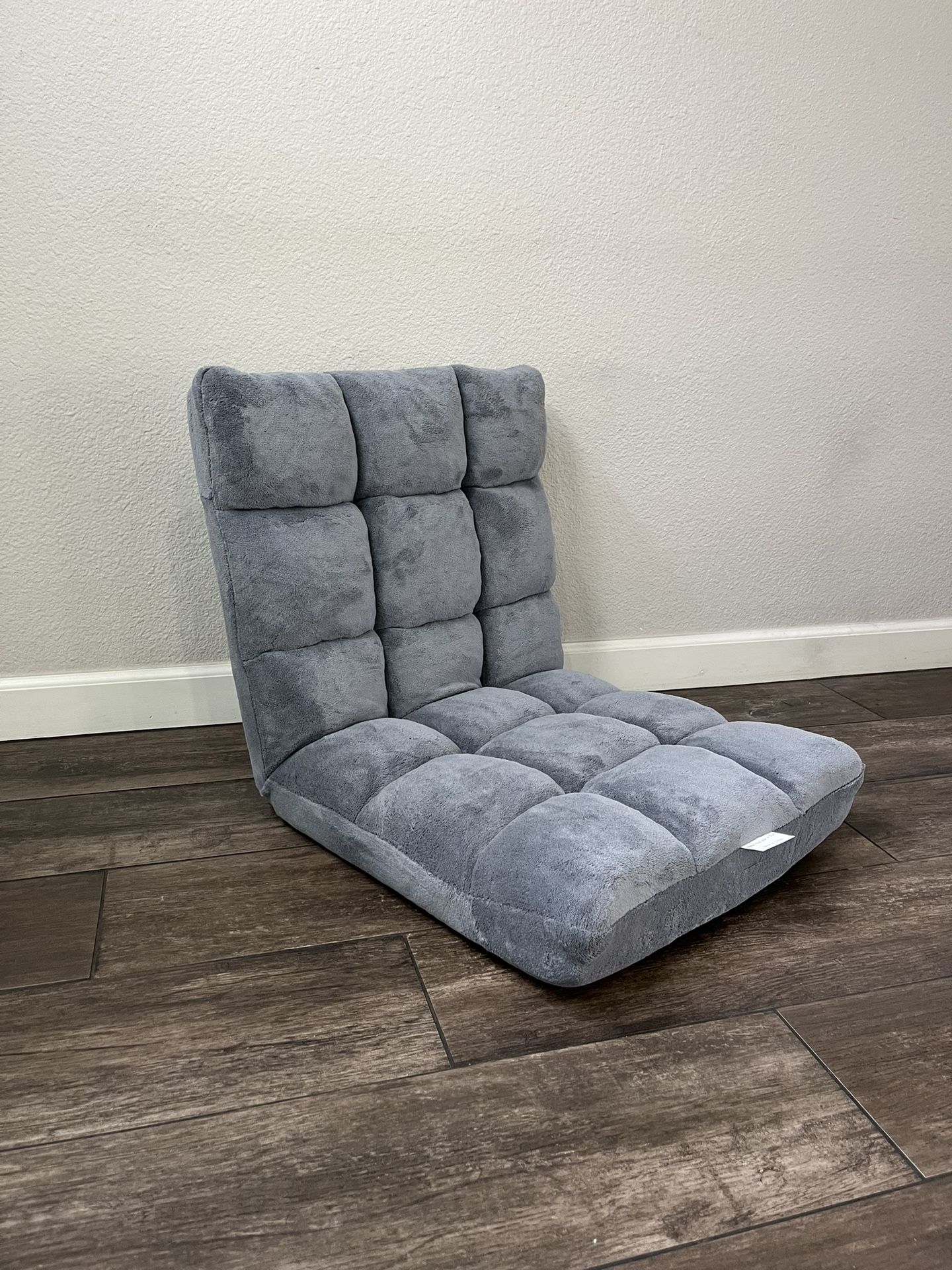 NEW Gaming Floor Chair Gray Fabric Cushioned Adjustable
