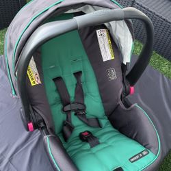 Baby car seat for sale — GRACO.