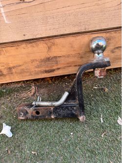Trailer Hitch Ball Mount