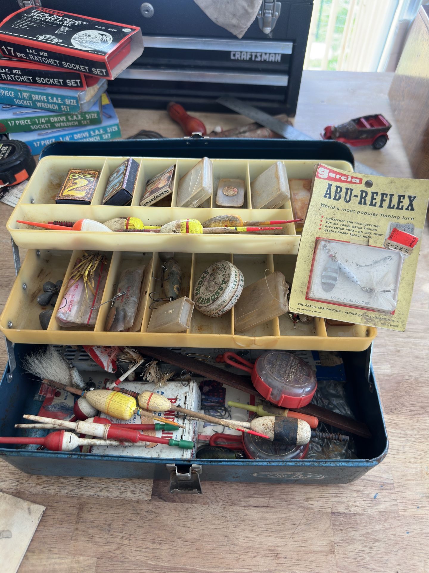 Grandpas Tackle Box Lures Plugs Leaders Fishing Hooks Knife