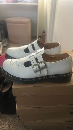 Mary Jane Dr. martens