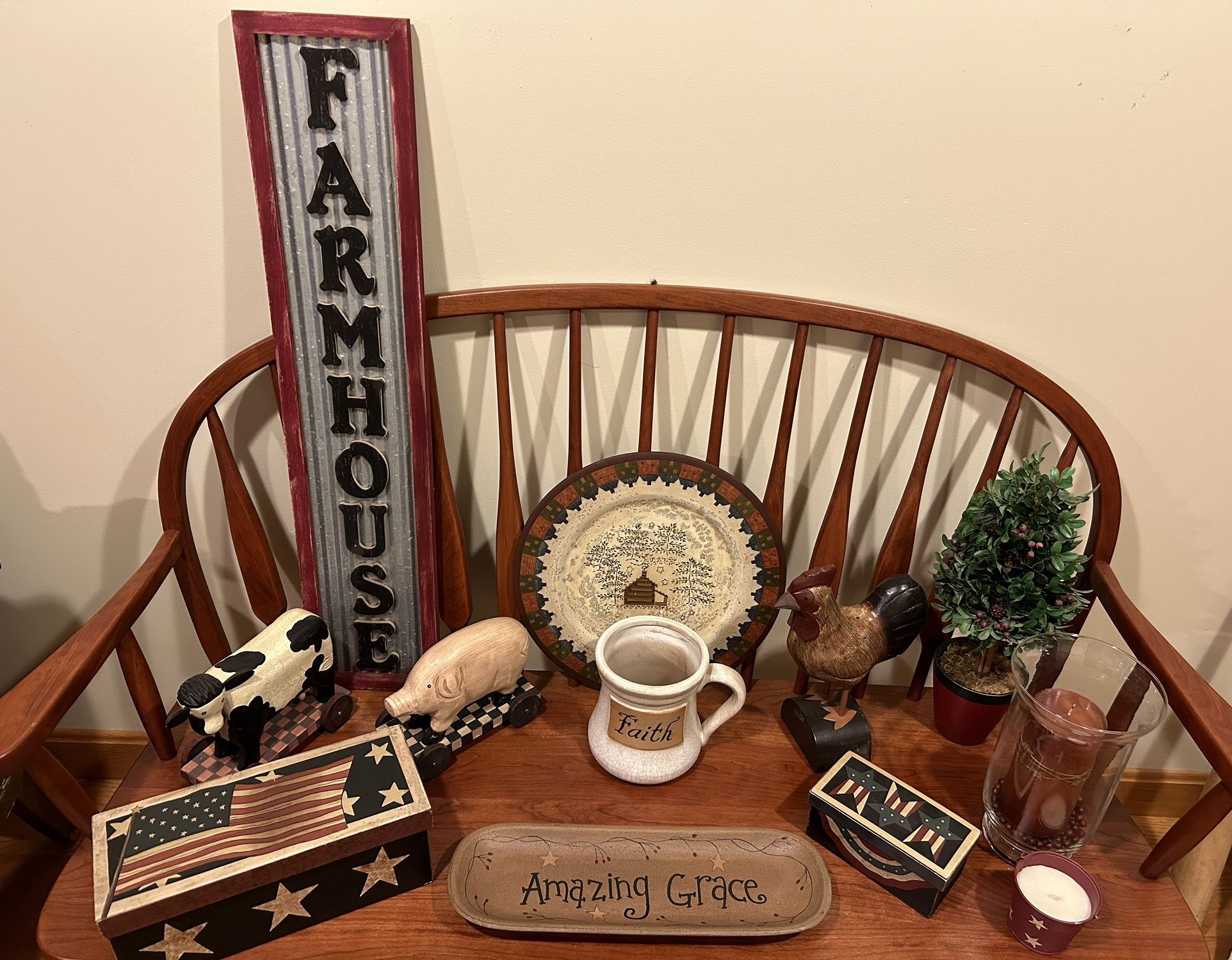 Lot of 12 Farmhouse Decor Items