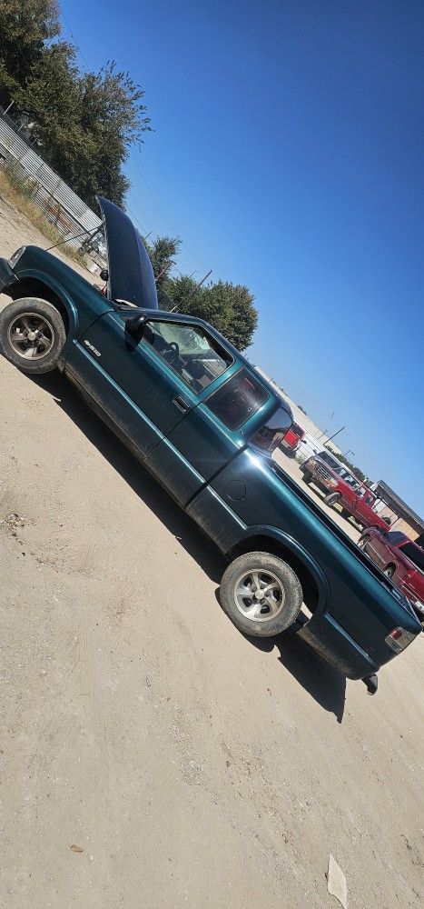 1996 Chevy S10 Parts Only 