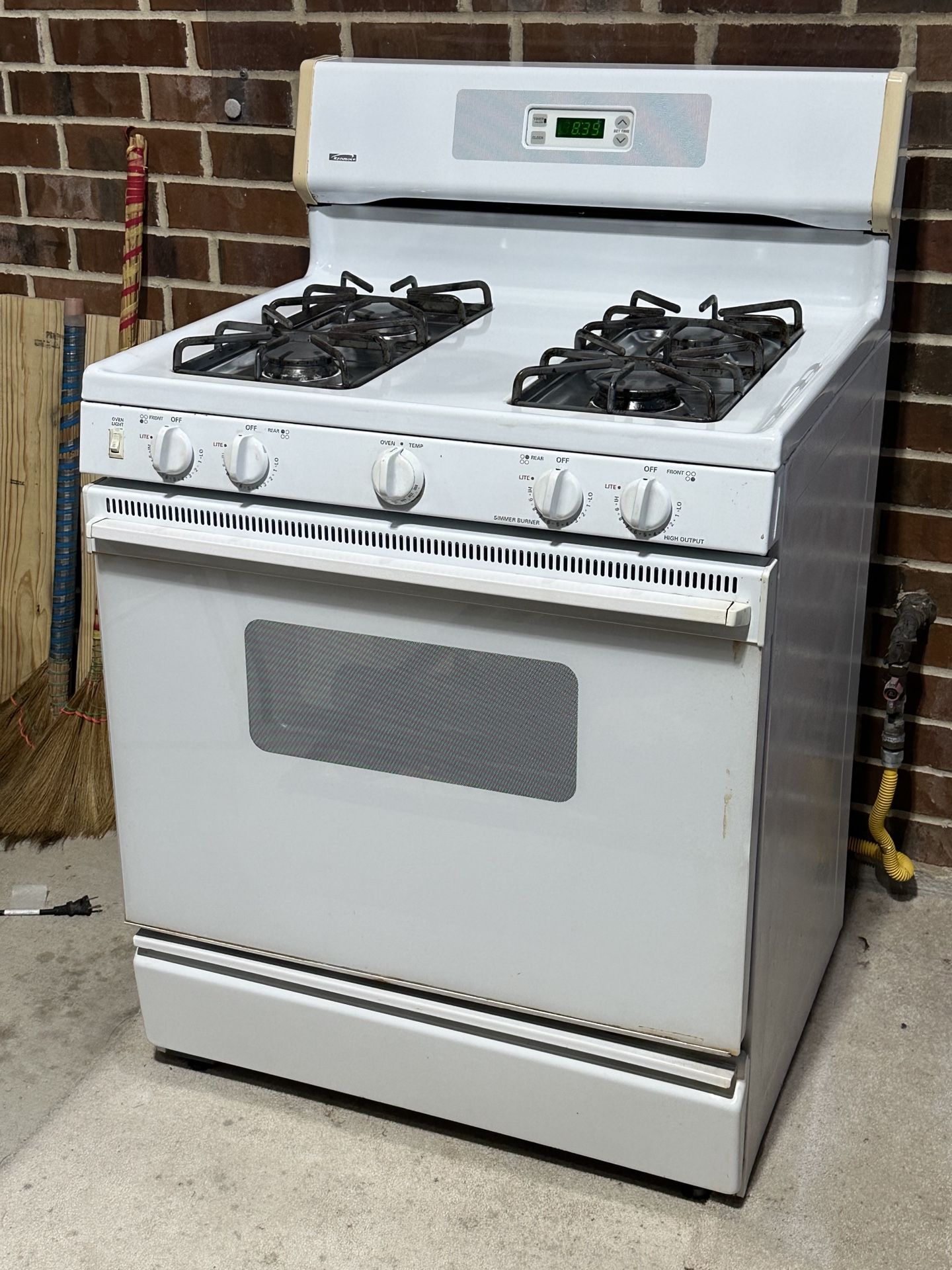 SEARS - KENMORE Gas Range