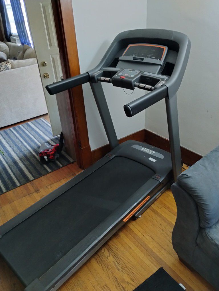AFG Sport 3.5AT Treadmill 