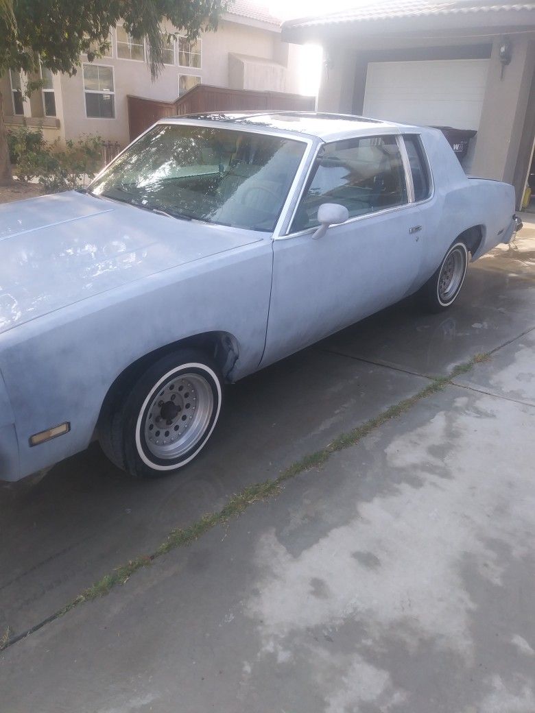 Oldsmobile Cutlass T Top