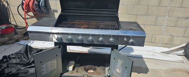 Nexgrill Monument Grills 4 Burner Propane Gas