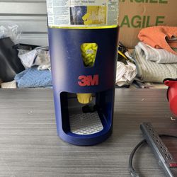 3M ear  One Touch Pro Earplug Dispenser