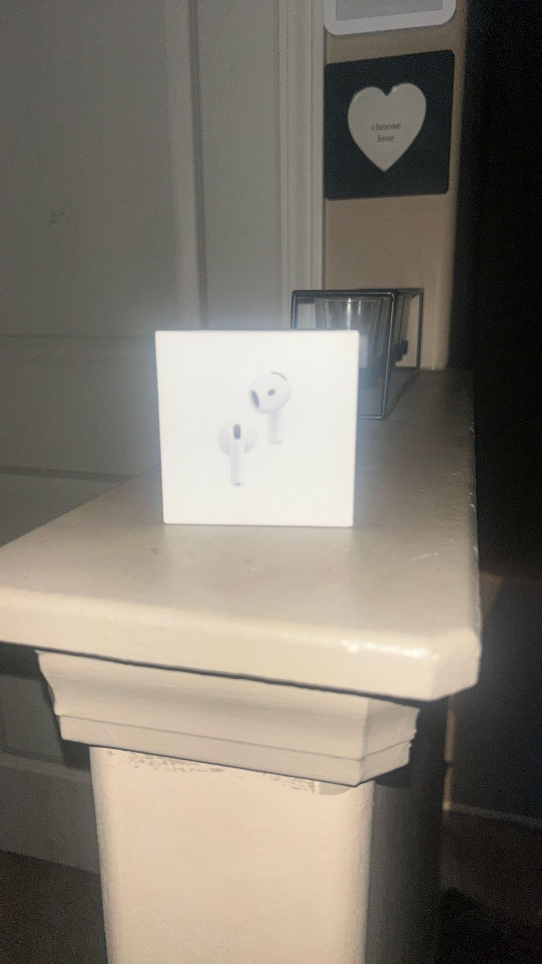 Airpods 4 (noise cancellation)