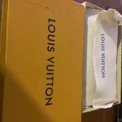 Louis Vuitton Black Sarah Wallet 