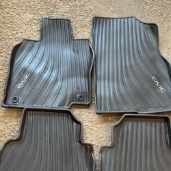 22 Tru 23  Honda Civic Floor Mat Original S Used mats 