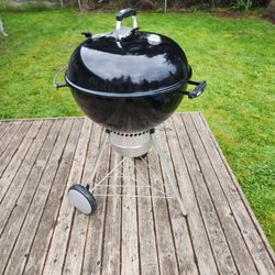 Weber Charcoal Grill w/ Accessories