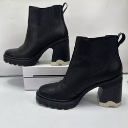 Sorel Women's Black & White Brex Heel Chelsea Boots Size 7.5 Chunky Heel Lifted 