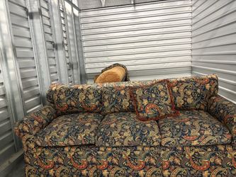 Excellent condition couch bed