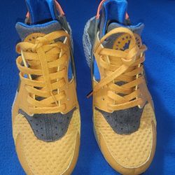 Nike Huarache Acg Size 10