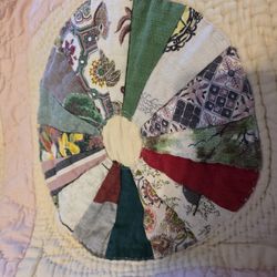 Dresden Plate Quilt Handstitched Large Heavy