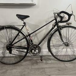 Vintage 27” Road Bike