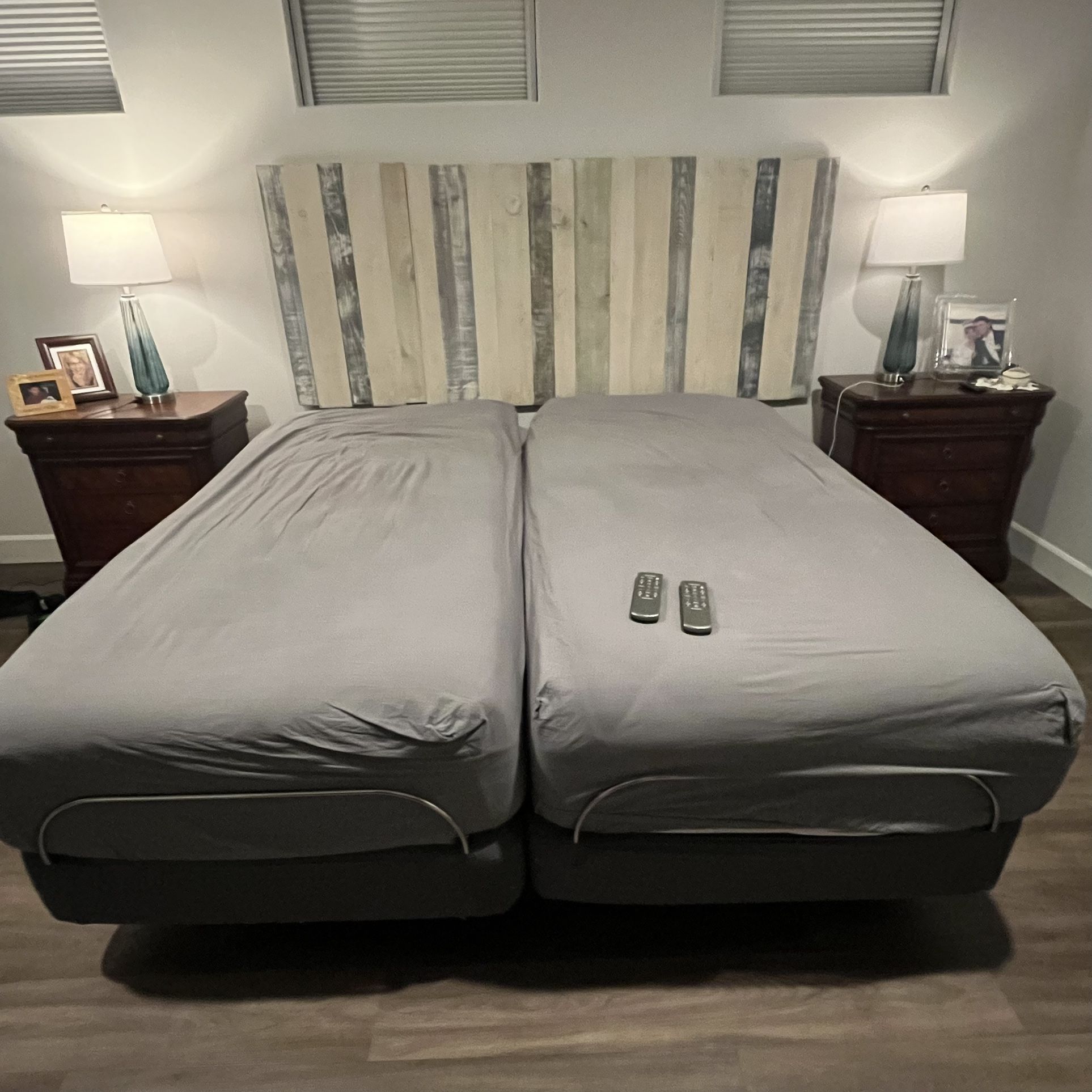 Tempurpedic Split King Adjustable Bed for Sale in Ferndale, WA OfferUp