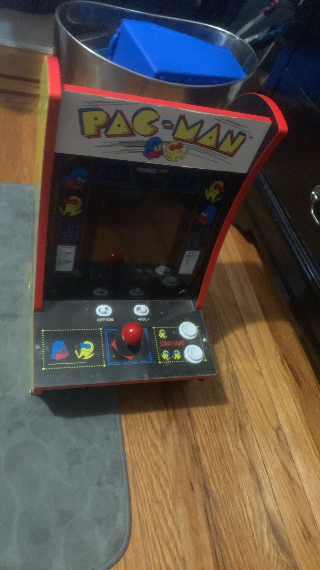Small Pac-Man Arcade//18 1/4 Inches Tall