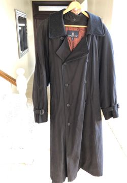 London Fog - size 42R raincoat