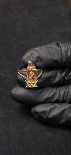 14k gold Virgin Mary ring