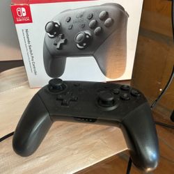 Nintendo Switch Pro Controller 