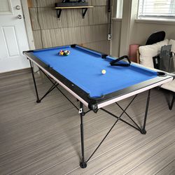 Mini  Pool Table 