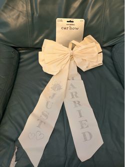 Just Married Car Bow