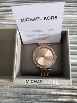 MICHAEL KORS WOMANS WATCH. NEW