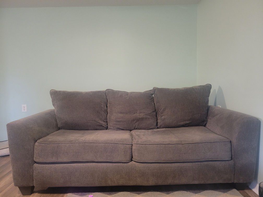 Set Of Two Matching Full Size Sofas Couches
