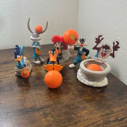 Space Jam Looney Tune Legacy Action Figures