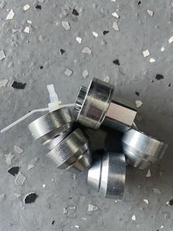 Chrysler Pacifica Lug Nuts Lock