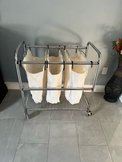 Rolling laundry cart