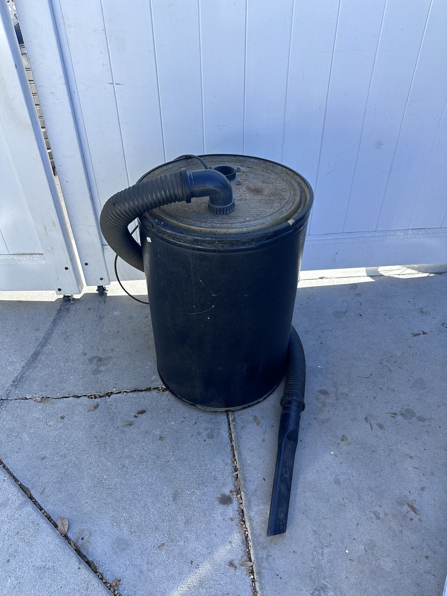 Vintage Sears Home and Shop Dust Collector Canister Shop Vacuums