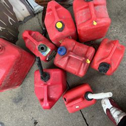 Red Plastic Gas Can (10G)