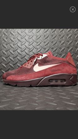 Nike Air Max 90 Flyknit! Just like new! 90$ obo Size 11.5