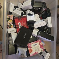 BULK ASSORTED JEWELRY 127 Pieces