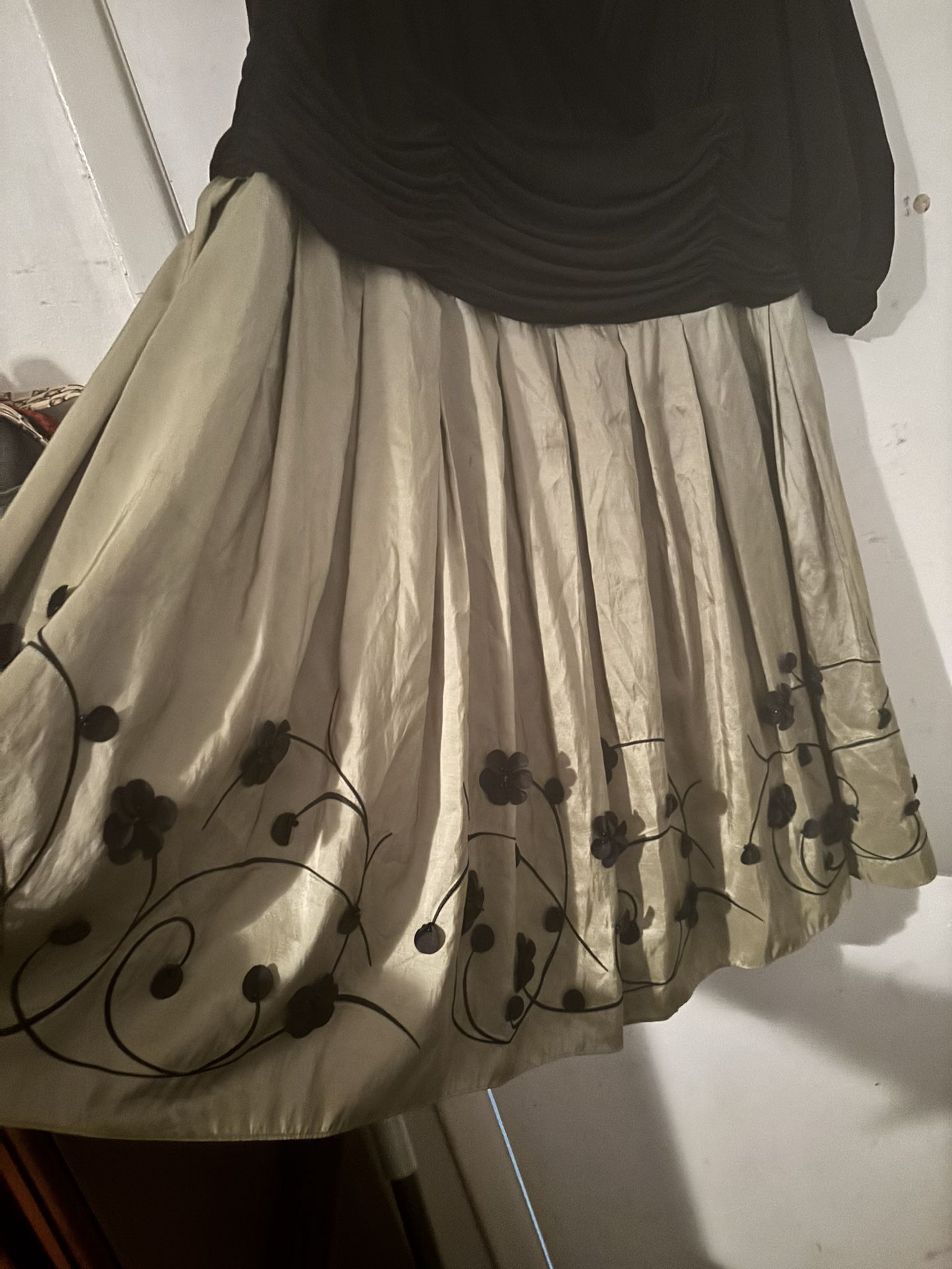 SL Fashions Women's Green and Black Dress