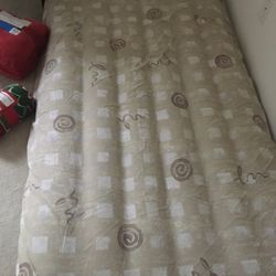 Air Mattress 