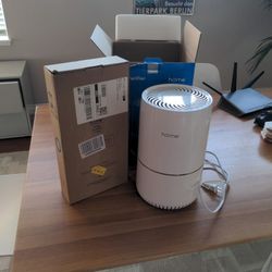 HomeLabs HEPA Air Purifier +2 extra H13  filters