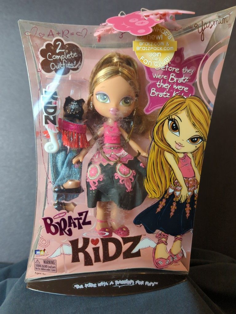 Bratz Kidz Series 1 Doll With 2 Outfits -New In Package 