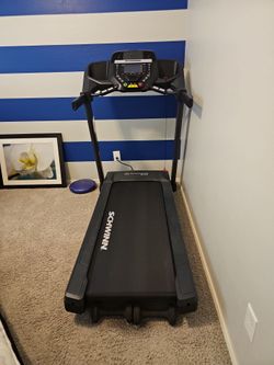 Schwinn 810 Treadmill