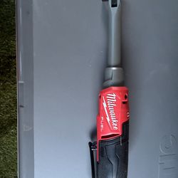 MILWAUKEE M12 Fuel 3/8 Drive Extended High Speed Ratchet